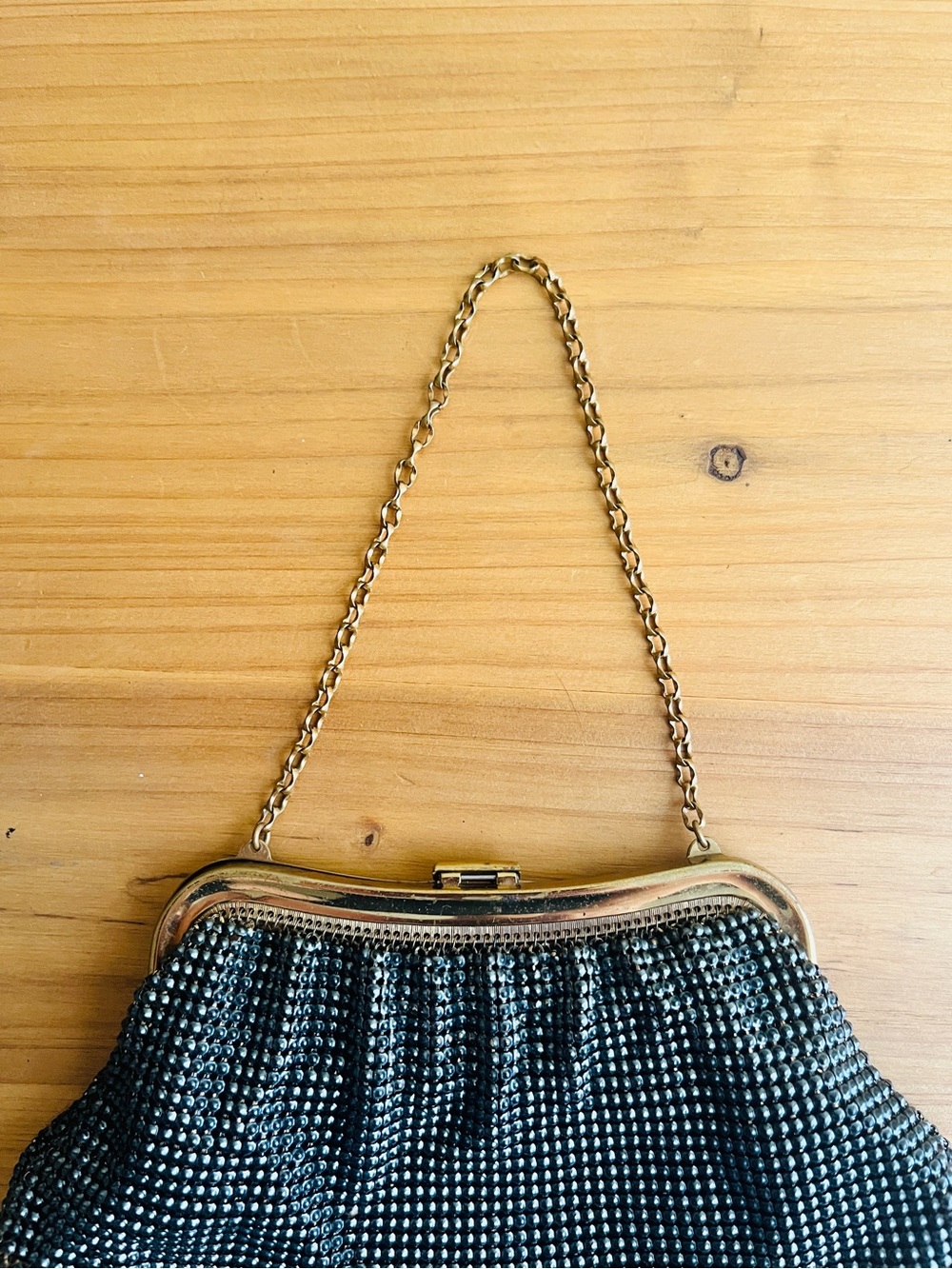 Vintage Whiting & Davis Purse Clutch Bag Mesh Navy Blue Gold Glam Retro USA Made - Picture 5 of 8